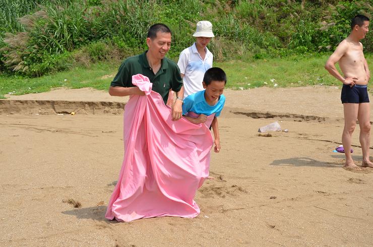 ɳ̲�����˶���