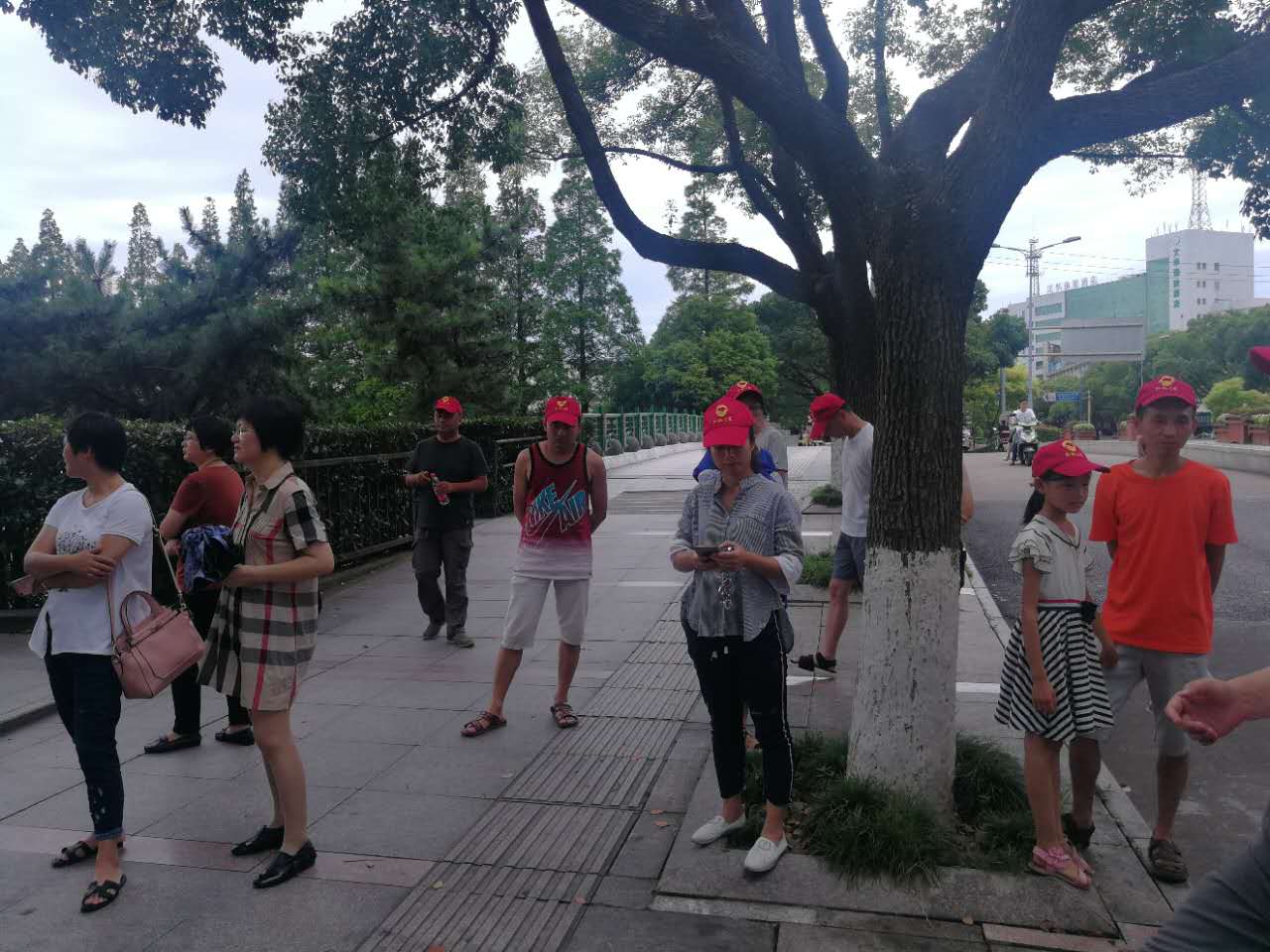 ���ϣ�׼������