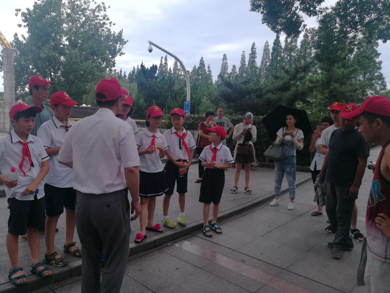 ����������