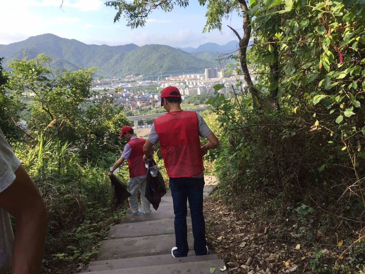 ־Ը��������ɫ����