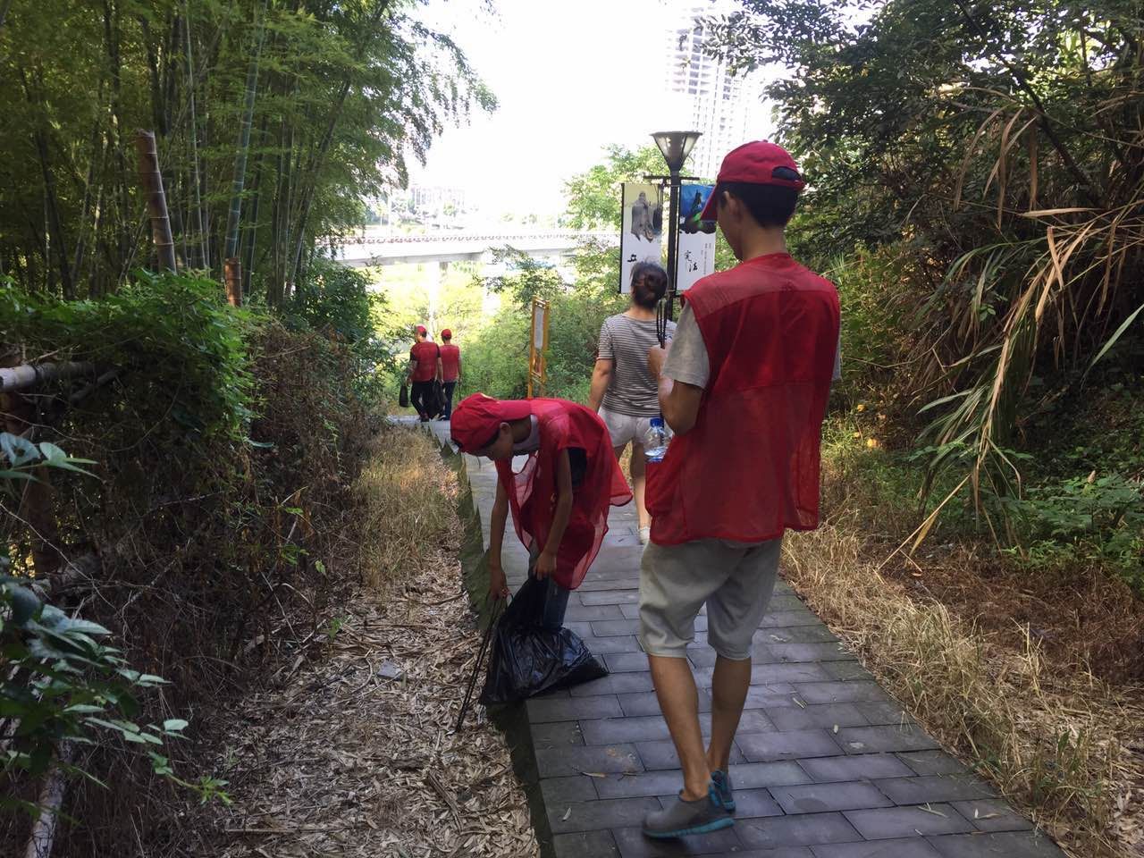 ־Ը��������ɫ����