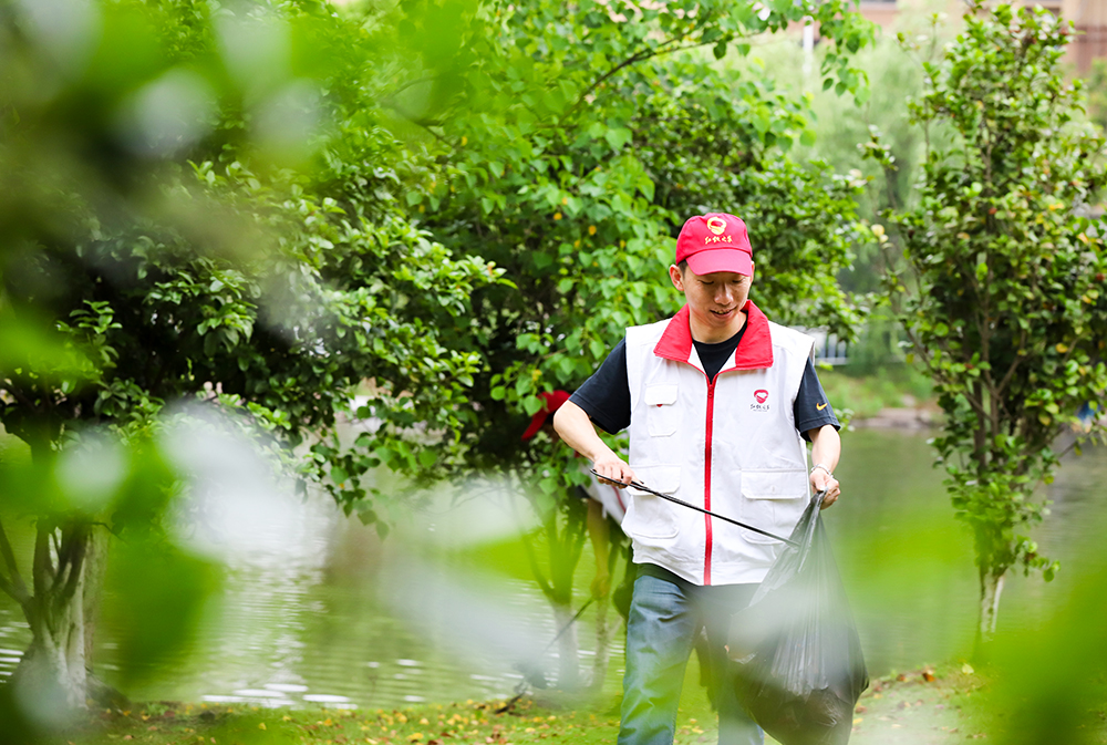 ���ǻ�-���칫��  15924373300.jpg